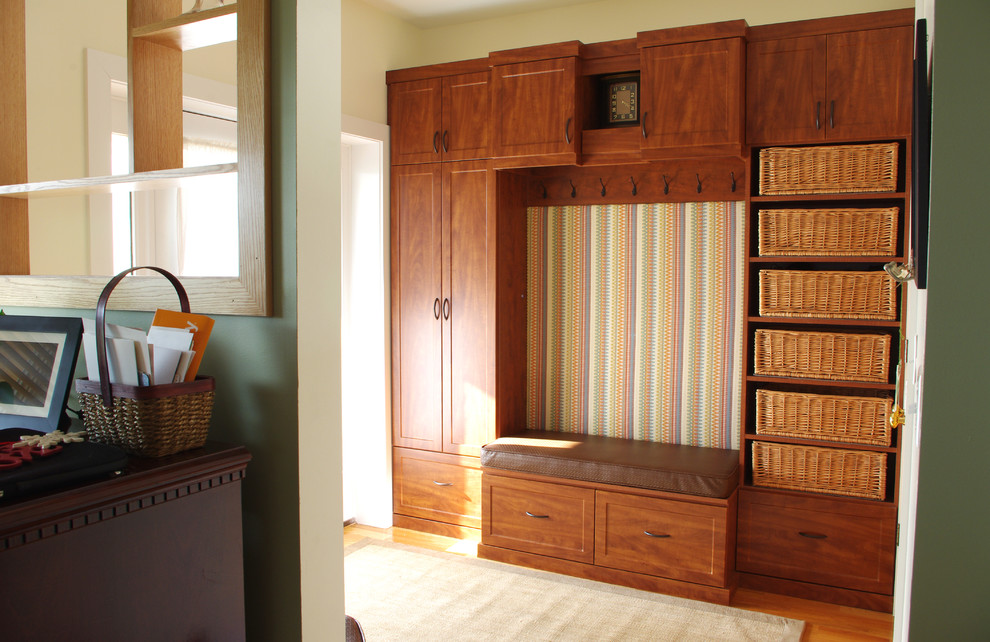 Entryway Traditional Entry New York by Rylex Custom