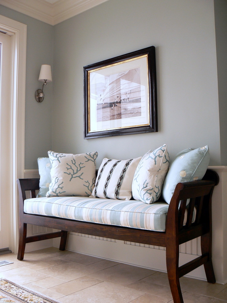 Elegant entryway photo in Boston