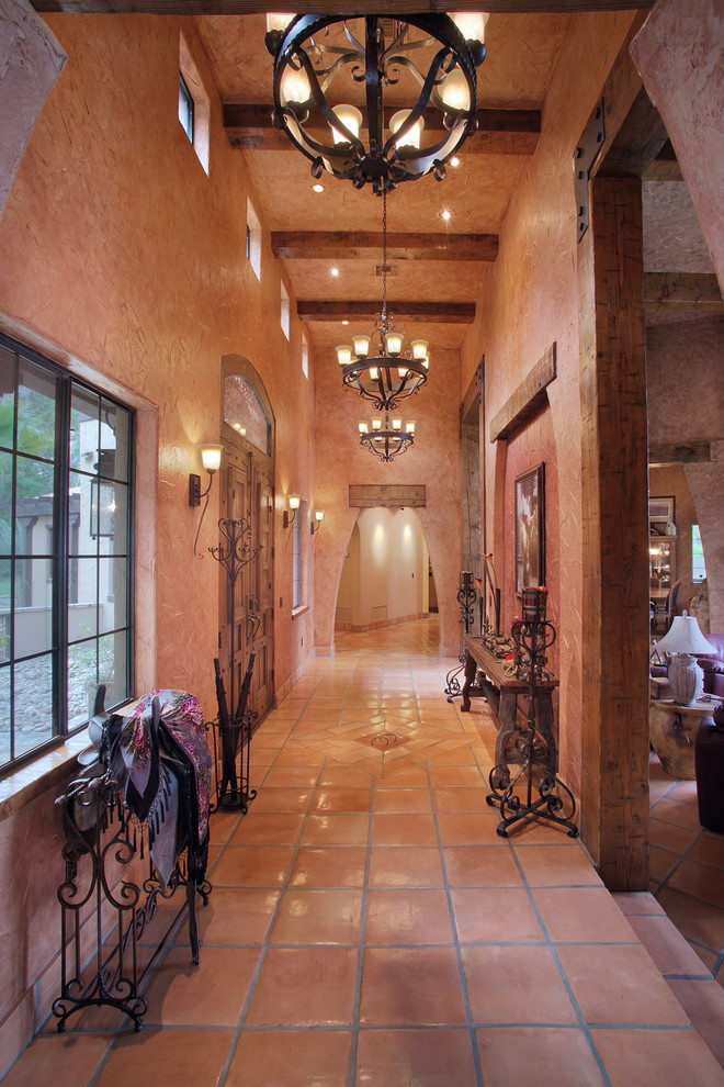 Example of a southwest entryway design in Tampa