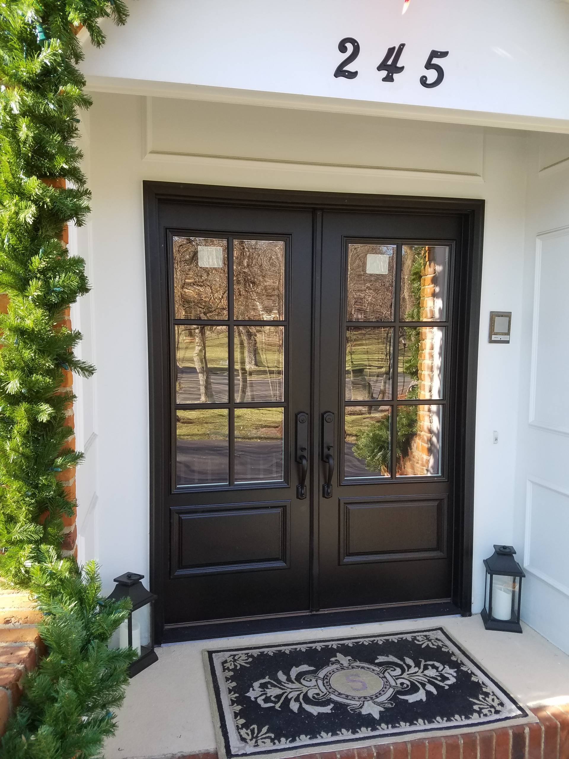 両開きドアおしゃれな玄関の画像 21年9月 Houzz ハウズ