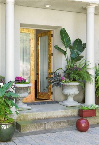 This is an example of a mediterranean entrance in San Francisco.