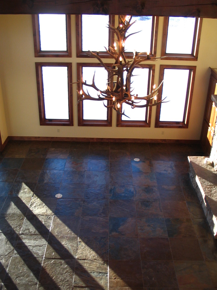 This is an example of a traditional entrance in Denver.