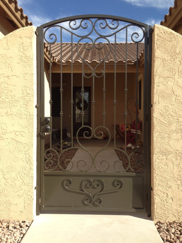 This is an example of a traditional entrance in Phoenix.