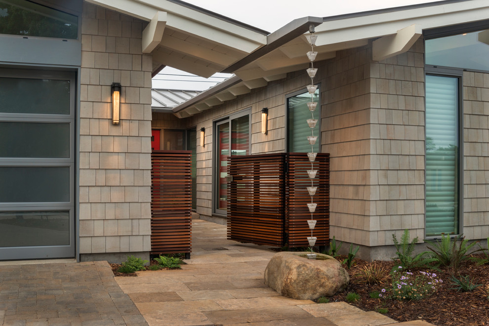 Example of an asian entryway design in Santa Barbara