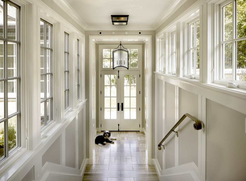 Classic hallway in Chicago with a double front door.
