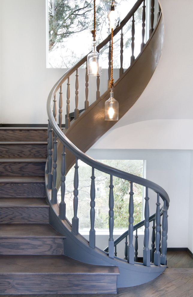Inspiration for a mid-sized modern staircase remodel in Los Angeles