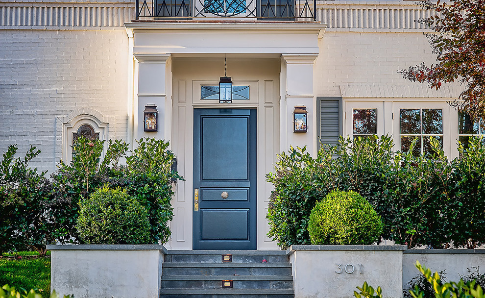 Traditional entrance in Los Angeles.