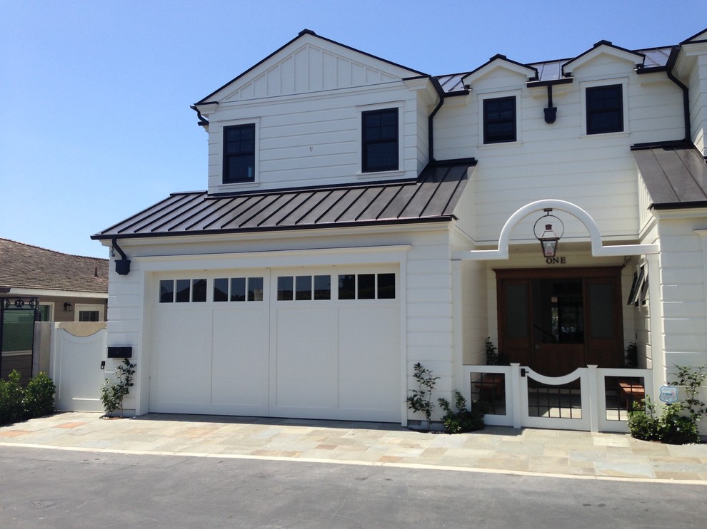 Photo of a contemporary entrance in Orange County.