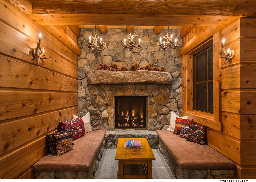 Example of a mountain style granite floor entryway design in Sacramento