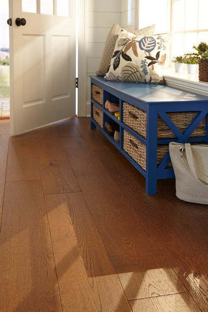 Bright, Farmhouse Entry - Impressions Denali Flint, Engineered, Oak