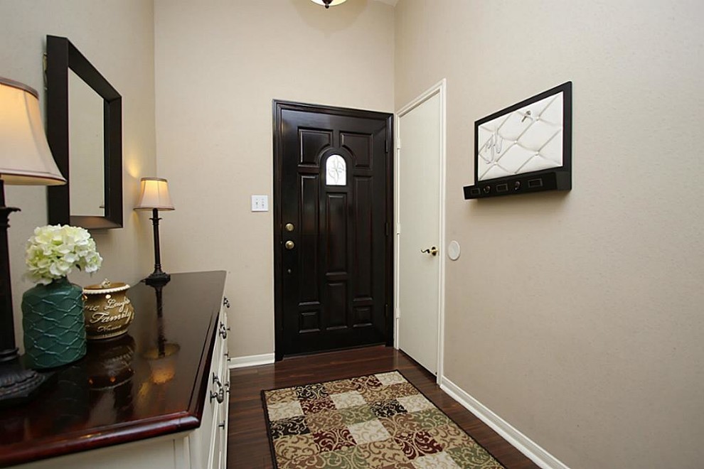 Inga Lane Transitional Entry Houston by Blythe Kirkwood Homes
