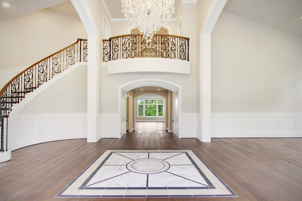 Inspiration for a traditional entrance in Seattle.
