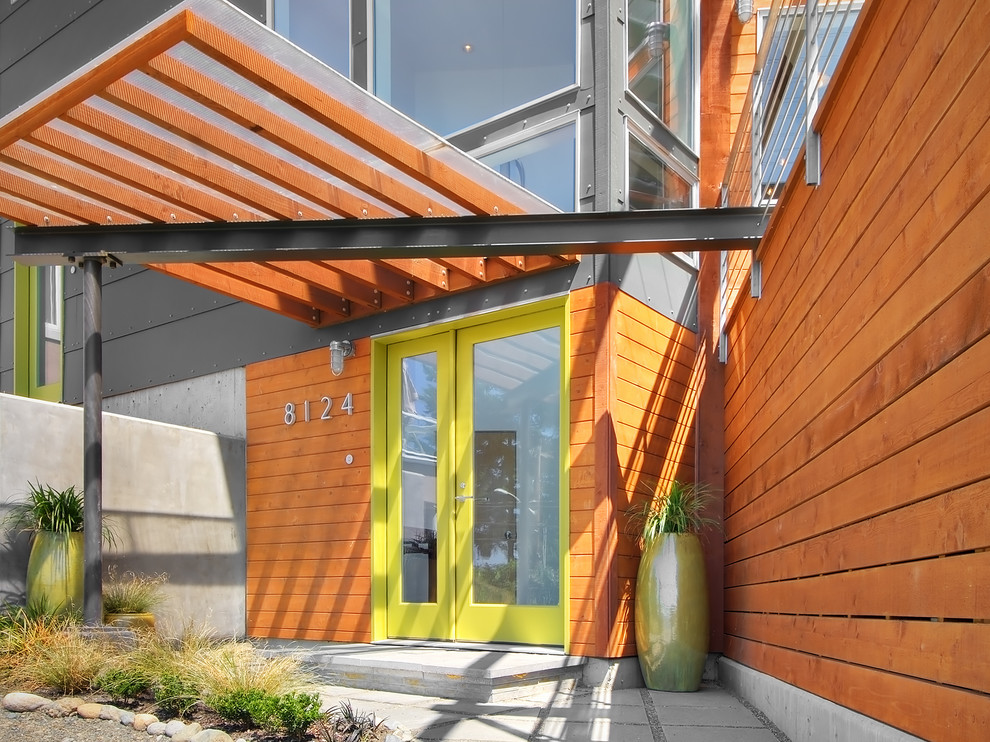 Example of a trendy entryway design in Seattle