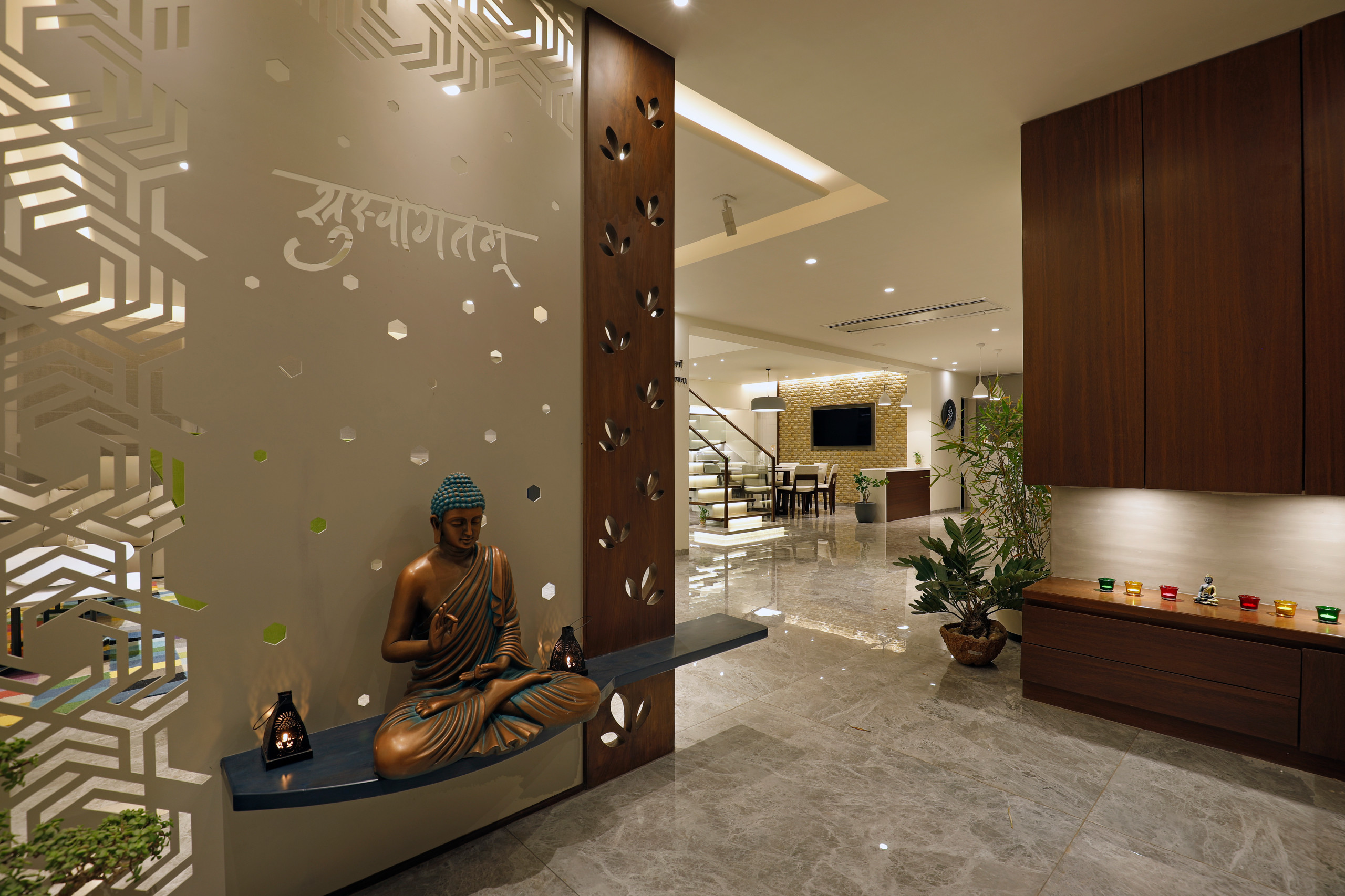Indian Entryway Design Ideas, Inspiration & Images - August 2023 | Houzz IN