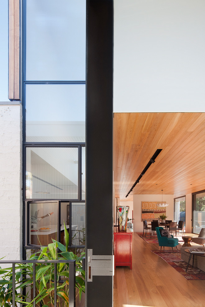 This is an example of a contemporary entrance in Melbourne.