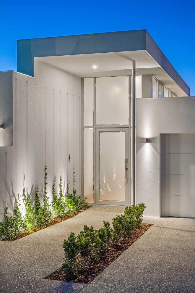 Moderner Eingang mit Einzeltür und Haustür aus Glas in Perth
