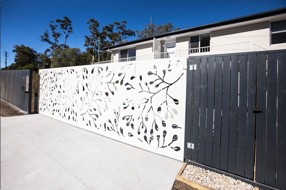 This is an example of a contemporary entrance in Brisbane.
