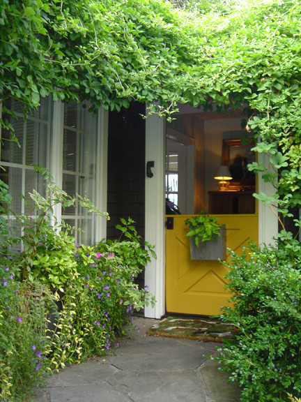 Design ideas for a shabby-chic style entrance in Seattle.