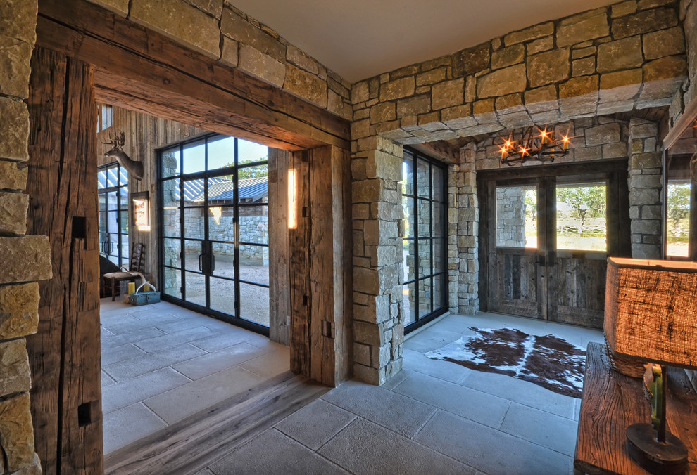 This is an example of a rustic entrance in Austin.