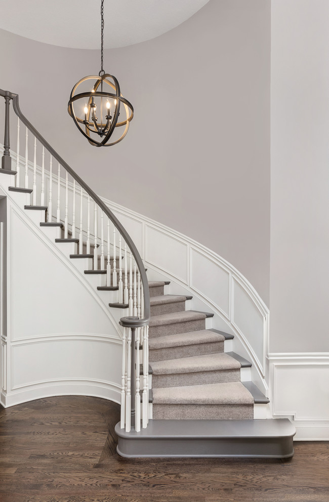 Example of a transitional staircase design in Portland