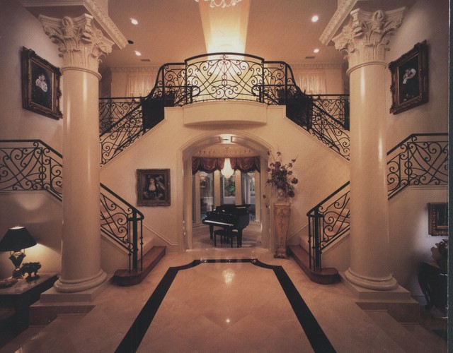 "Lochinvar" Home Plan by Dallas Design Build Group Méditerranéen