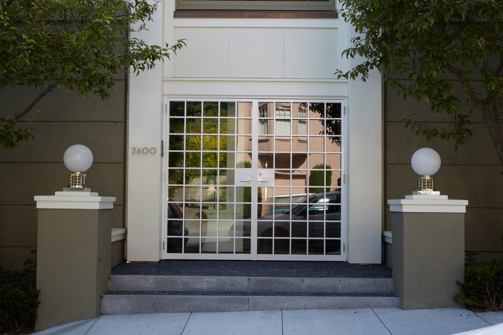 Moderner Eingang in San Francisco
