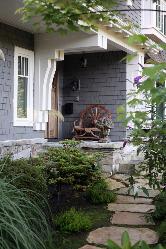 Elegant front door photo in Vancouver