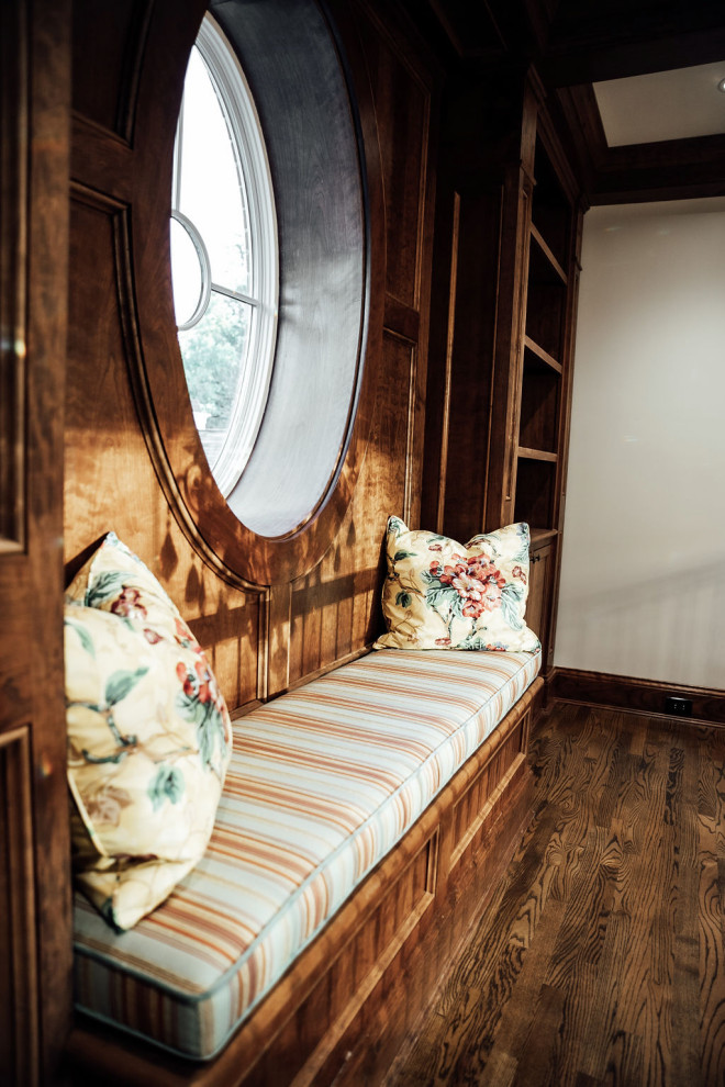 Meshewa Estate at Turner Farm in Indian Hill Traditional Entry