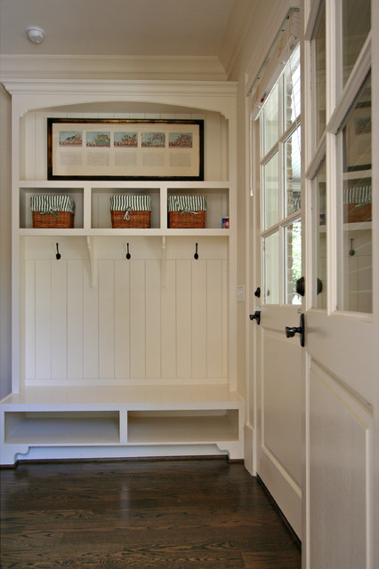 Mudroom entrance outlet