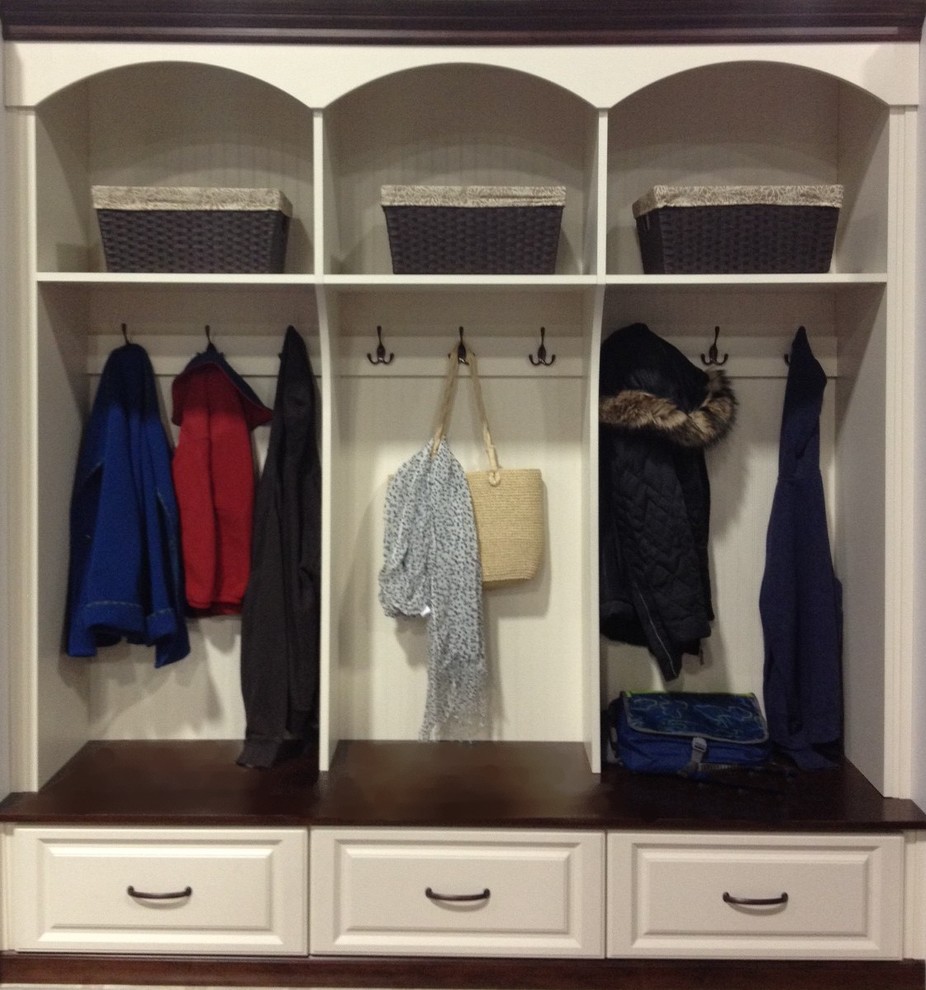 Inspiration for a timeless mudroom remodel in DC Metro