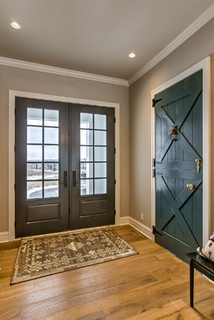 北欧風玄関ドアー＆玄関フレーム穴あき模様ガラス