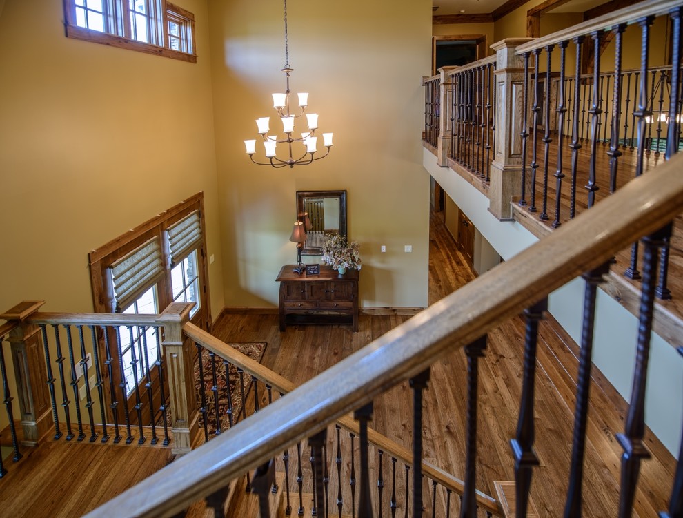 Example of a farmhouse staircase design in Charleston