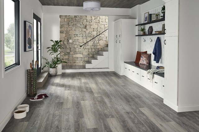 This Grey Luxury VInyl Flooring Ties a New Home Build Together