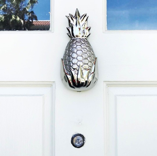 Pineapple Door Knocker Nickel Silver Mh1503 カントリー 玄関 プロビデンス Michael Healy Designs Houzz ハウズ