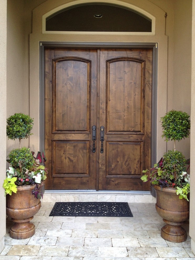 Photo of a mediterranean entrance in Houston.