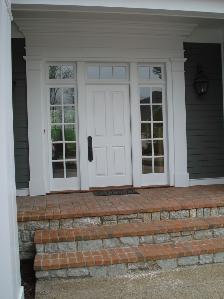 Design ideas for a traditional entrance in Indianapolis.