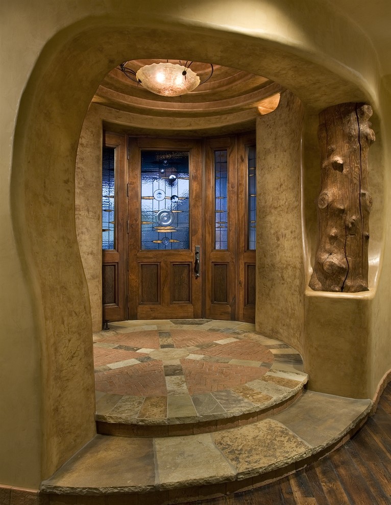 Mittelgroße Urige Haustür mit Einzeltür und hellbrauner Holzhaustür in Phoenix