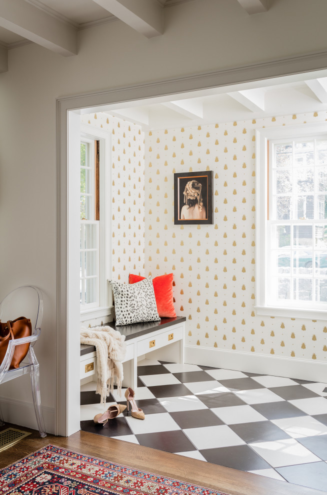Inspiration för en vintage foajé, med vita väggar och flerfärgat golv