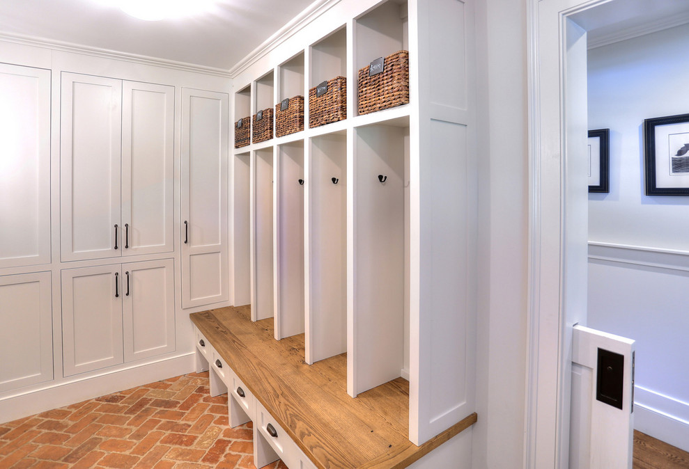 River Run Farmhouse Entry Bridgeport by CK Architects Houzz