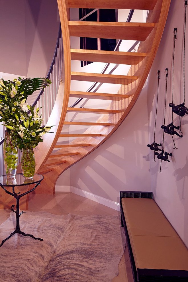 Inspiration for a modern entryway remodel in New York