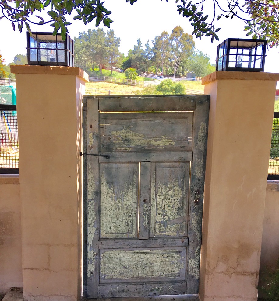 This is an example of a rustic entrance in San Diego.