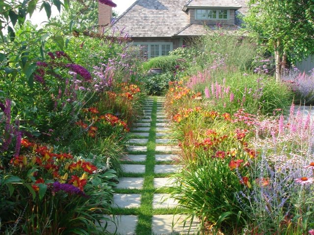 This is an example of a farmhouse landscaping in New York.