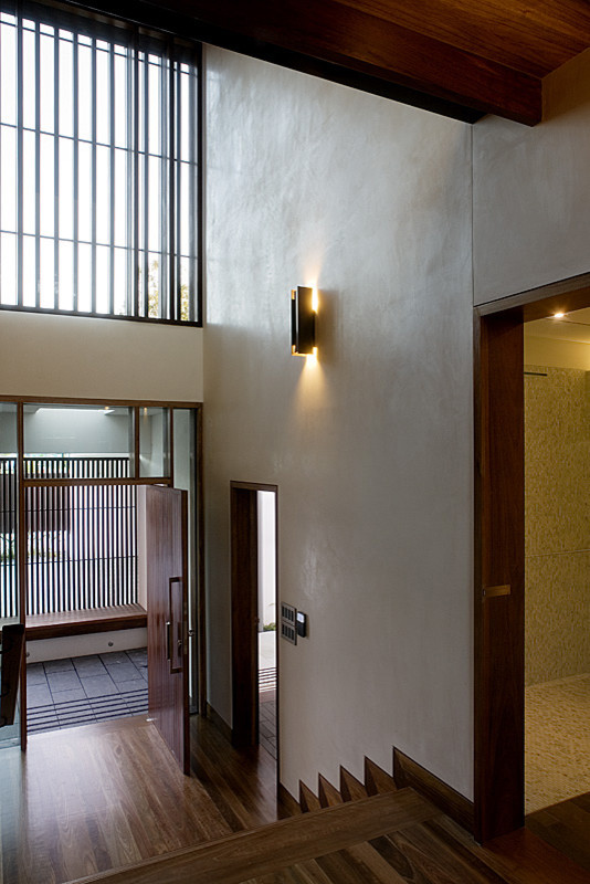 Inspiration for a contemporary entrance in Brisbane.