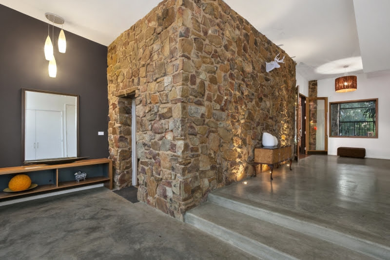 Shepherds Flat // Renovation & New Build Modern Entry Melbourne