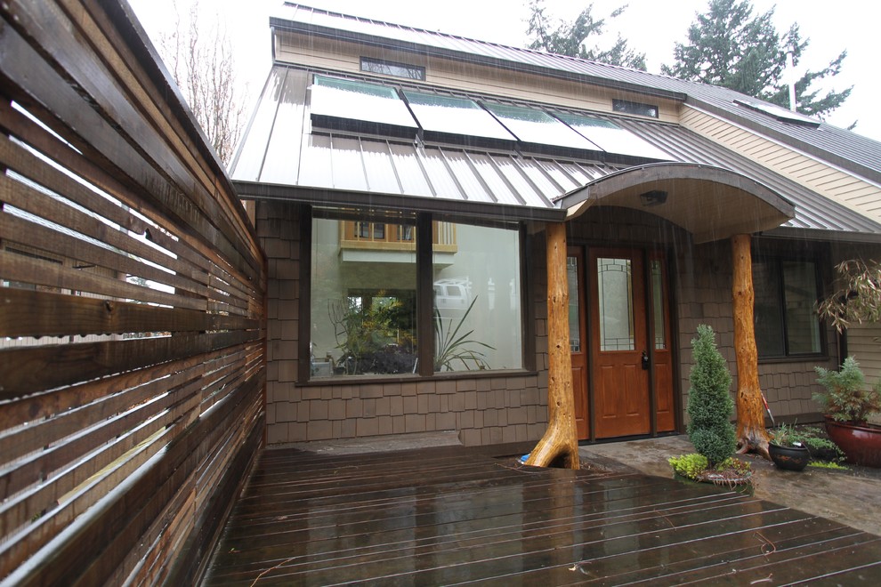 Example of a zen entryway design in Portland