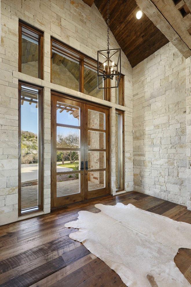 Photo of a rustic entrance in Austin.