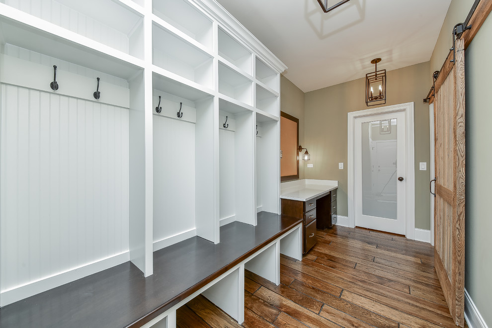 Inspiration for a craftsman mudroom remodel in Chicago
