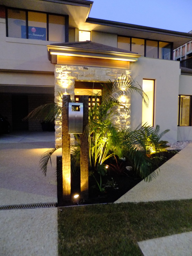 The Letterbox DesignAscher Smith Landscape Designs Eclectic Entry