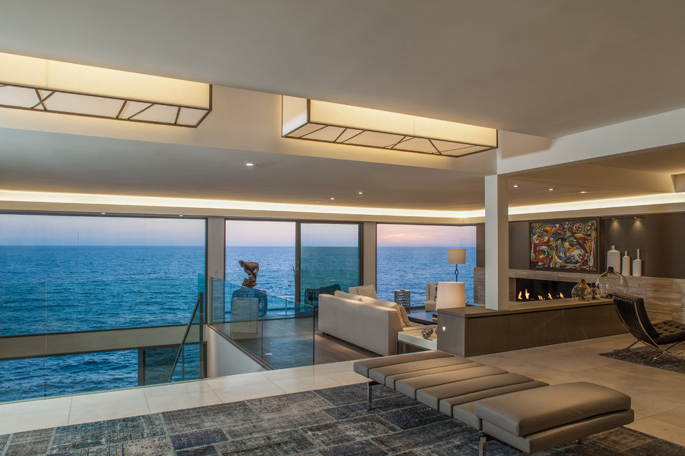 Three Arch Bay Contemporary Entry Orange County by Halaby