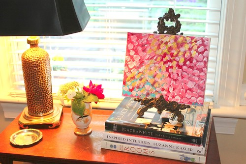 8 Ways Coffee-Table Books Can Be Used As Decor